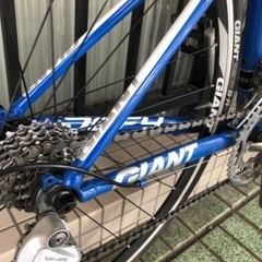 引き取り限定♪人気のGIANT♪DEFY3♪軽量アルミフレーム♪スポーツの秋に♪ 引き取り限定♪人気のGIANT♪DEFY3♪軽量アルミフレーム♪スポーツの秋