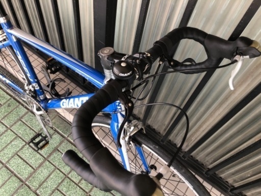 ロードバイク?GIANT DEFY3 軽量アルミフレーム✨ ジャイアント ロード