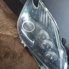 値下げ　30プリウス　社外ヘッドライト-Insta360 X3  M777