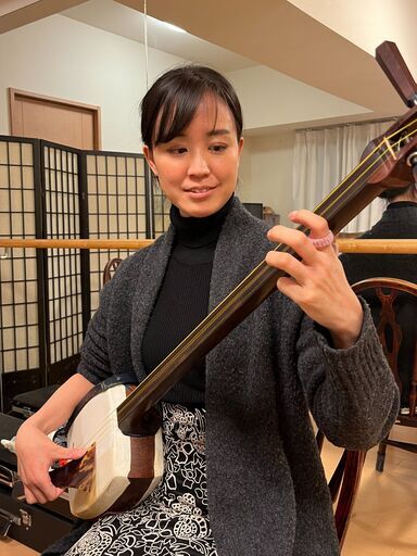 カッコイイ と人気の津軽三味線を無料体験できます 東京花子 中野の三味線の生徒募集 教室 スクールの広告掲示板 ジモティー