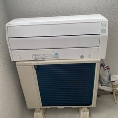 愛知岐阜/送料込☆美品☆富士通 2.2kWエアコン AS-228EE6 18年