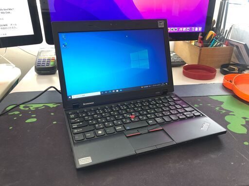 レノボ：ThinkPad X100e 4GB SSD 120GB
