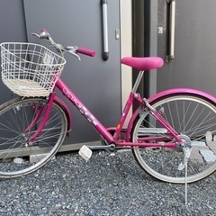 ピンク色　自転車