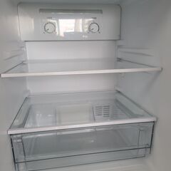 【リサイクルショップどりーむ天保山店】●1575●　☆新生活応援☆　お買い得品‼　ハイアール　２ドア冷蔵庫　2018年製　１～２人暮らしに最適１４８L♪　JR-NF148A　※パッキン汚れ有