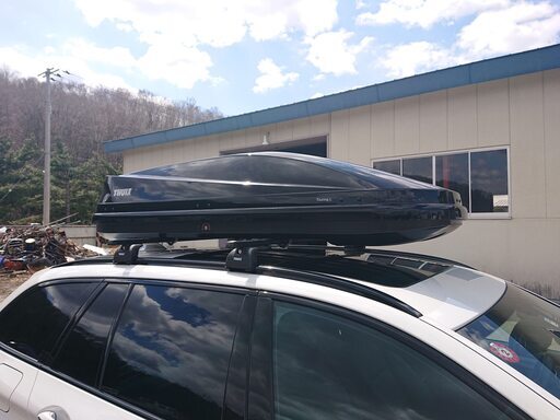 お話し中)Thuleルーフボックス