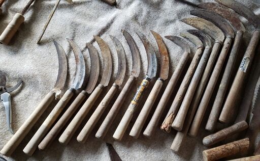 昔から家の倉庫にあった、古い道具あれこれまとめてでも個別にでもいかがでしょうか？