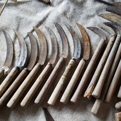 昔から家の倉庫にあった、古い道具あれこれまとめてでも個別にでもいかがでしょうか？