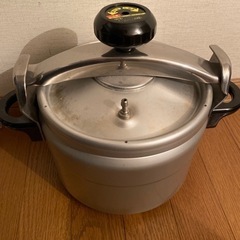 （無料）圧力鍋、調理器具一式（キャンプにも使えます。）