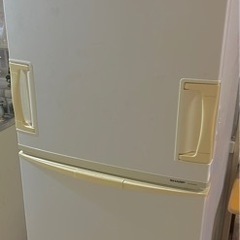 【26.27日限定】大きめの冷蔵庫　SHARP  シャープ
