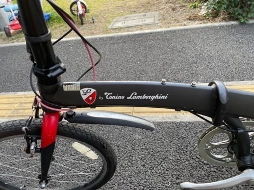ランボルギーニ　折りたたみ自転車 黒 KCD | 折りたたみ自転車 トニーノ・ランボルギーニ AVR LP407