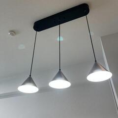 【ネット決済】3灯ペンダントライト/リビング照明 LED電球付