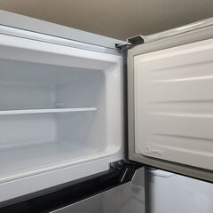 【リサイクルショップどりーむ天保山店】●1580●　ハイセンス　直冷式２ドア冷蔵庫　2017年製　１～２人暮らしに最適１２０L♪　HR-B12AS