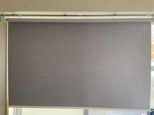 ロールカーテン　美品