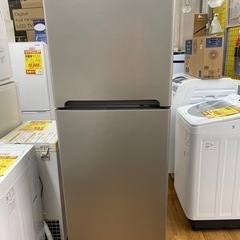 I385 ☆ DAEWOO 冷蔵庫 (244L・右開き) 2ドア 2016年製 ⭐動作確認済