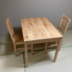 【価格down】パイン材のテーブルと椅子