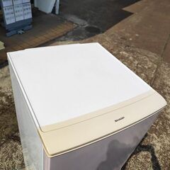 シャープ SJ-C14Y-P 2ドア冷蔵庫 ピンク色『良品中古』2014年