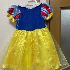 白雪姫ドレス（110cm）（ディズニーランドで購入）