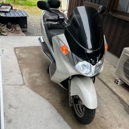 スズキ　スカイウェーブ250 エンジン始動