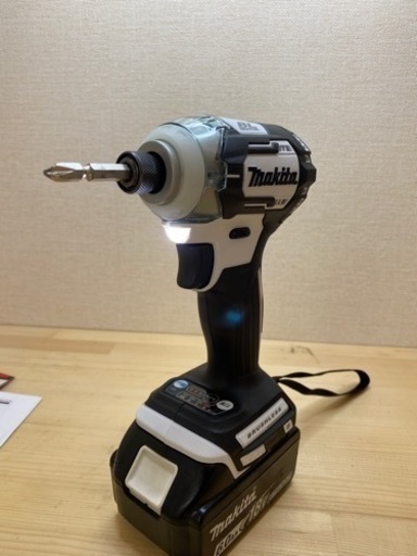 最も安い マキタ TD170 18V インパクトドライバー 白 