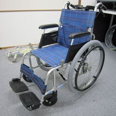 【中古】　車椅子 日進製　（紺色）自走式　左右タイヤ新品交換済み