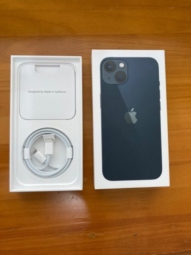 ほぼ新品iPhone13 ミッドナイト simフリー 128GB