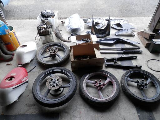 ヤマハ TZR50R 4EU3型 改造多数 スペアパーツなど多数あり 商談中です