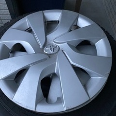新品同様品　175/70R14 4本セット　トヨタホイールカバー付