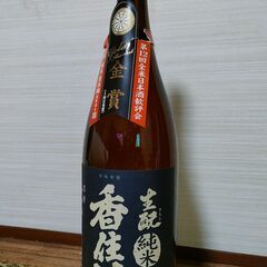 純米日本酒　香住鶴（カスミズル）１．８L