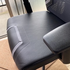 新品　オフィスチェア　定価　23000円