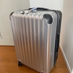 スーツケース新品　TISAロック付き
