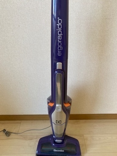 再値下げ【無料配達応相談】コードレス掃除機 Electrolux ergorapido 掃除機