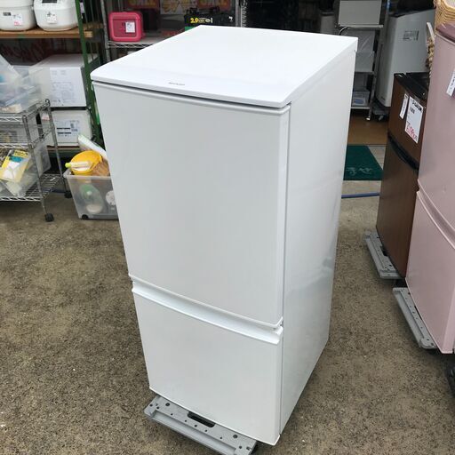 SHARP ノンフロント冷凍冷蔵庫 SJ- D14A-W - キッチン家電