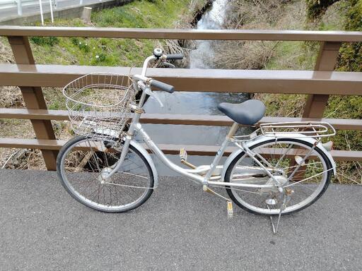 (chariyoshy出品)24インチ　オートライト付　自転車　シルバー