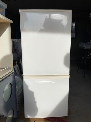 【安値】パナソニック 冷蔵庫 NR-B144W 138L