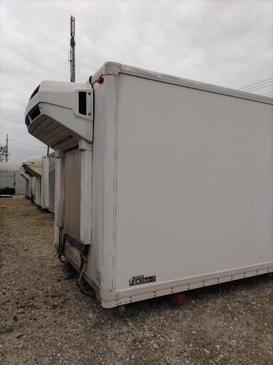 【匝瑳市八日市場】No.B-35 シャッター式 ワイド幅 保冷コンテナ 長さ約695cm×幅246cm×高さ250cmくらい 匝瑳市八日市場】No.B-35 シャッター式 ワイド幅 保冷コンテナ 長さ約