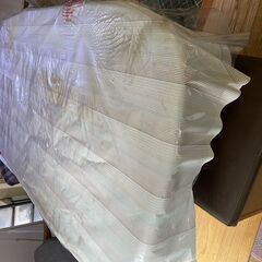 超短期間　一枚板４個連結　ダイニングテーブル　椅子５脚セット　100,000円で売ります。4/3取引き完了ま