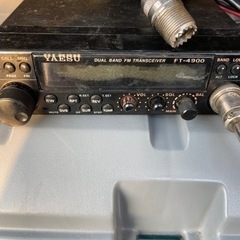 YAESUのアマチュア無線機