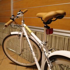 美品 クロスバイク 700C クラシック フェンダー スタンド有 チェーンロック付属 別途LEDライトあり