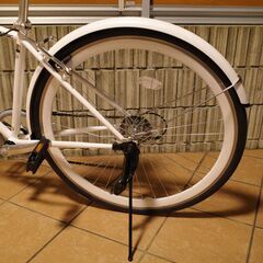 美品 クロスバイク 700C クラシック フェンダー スタンド有 チェーンロック付属 別途LEDライトあり