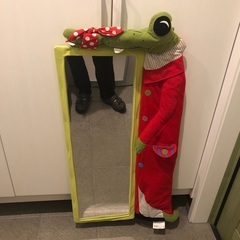 無料　子供用　IKEA鏡(フィルム？) 