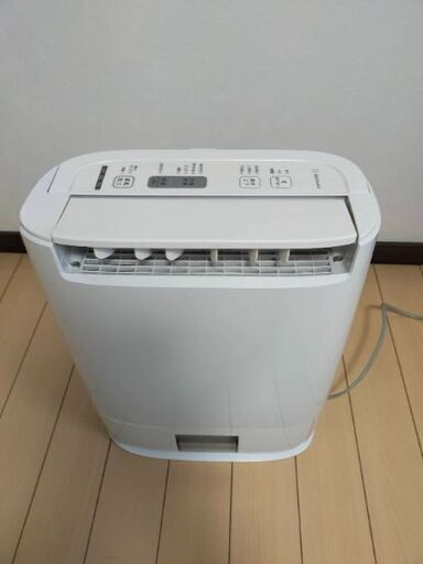 値下げ(美品)Panasonic 衣類乾燥 除湿機 F-YZR60 www.journalrmc.com