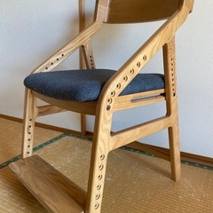 【ネット決済】学習椅子　高さ調整可能