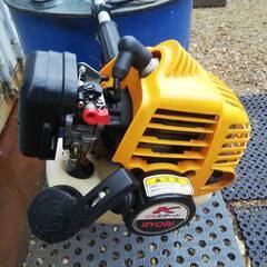 エンジン刈払機 草刈機 RYOBI リョービ EKK-220 即使用可