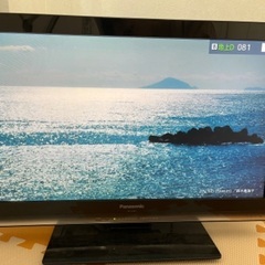 Panasonic 23v型テレビ　2012年製