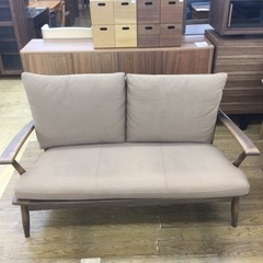 KO-111【ご来店頂ける方限定】ナガノインテリア　２シーターアームソファ