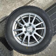 スタッドレスタイヤ バリ山