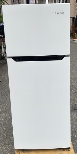 【RKGRE-855】特価！ハイセンス/Hisense/120L 2ドア冷凍冷蔵庫/HR-B1201/中古品/2018年製/当社より近隣無料配達！