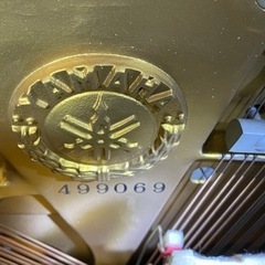 ヤマハ　木目　アップライト　ピアノ　