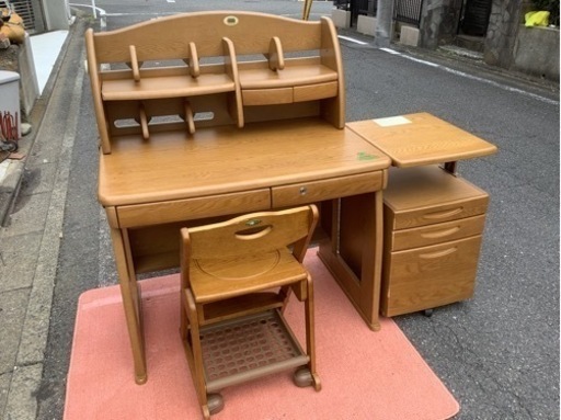 中古　okamura 学習机