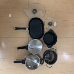 フライパン、圧力鍋、揚げ物鍋、小鍋